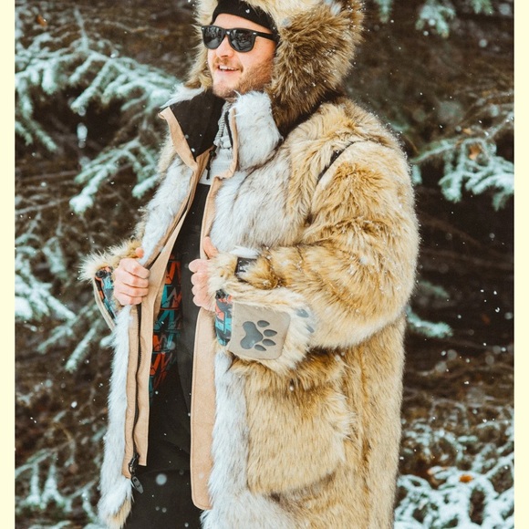 Wildcoat bear coat size medium - Picture 2 of 5